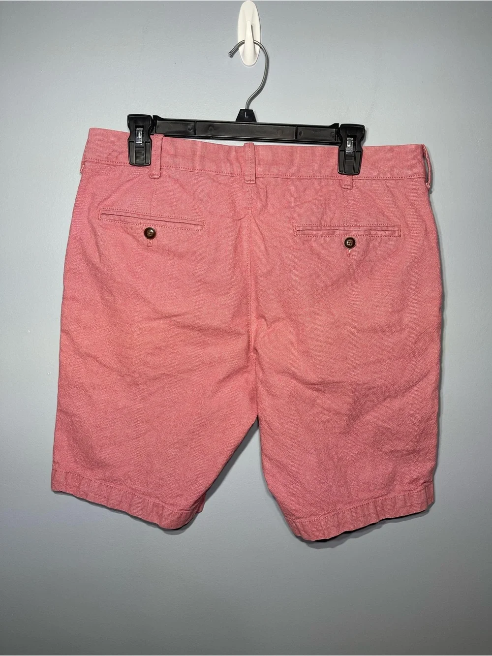 Express Classic Stretch Slim Salmon Shorts At the Knee 9” Inseam Men Sz 32